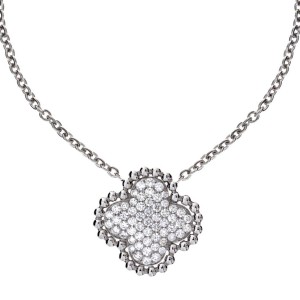 18K Pavé Diamond Pendant