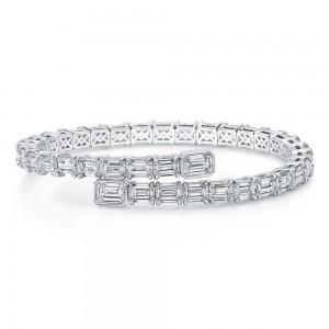 18K Emerald Cut Diamond Bracelet