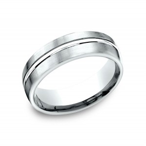 18K White Gold Center Cut Wedding Band