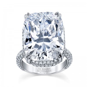 Cushion Cut Diamond Engagement Ring