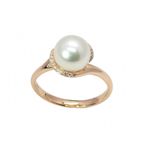 18K Mikimoto Pearl & Diamond Ring