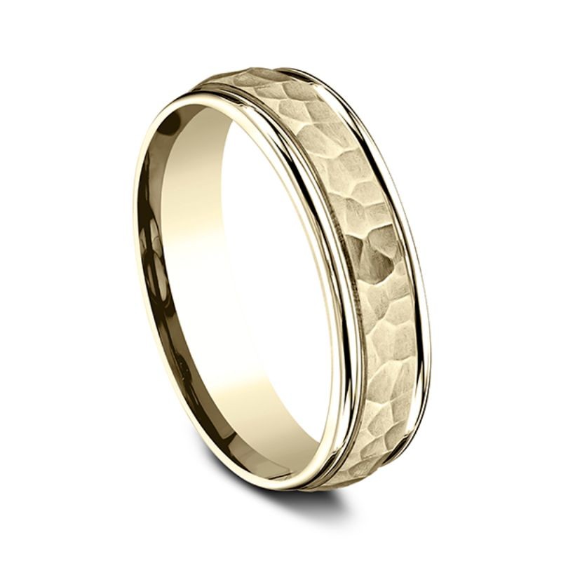 Comfort-Fit Design Wedding Band, Hammer 6mm