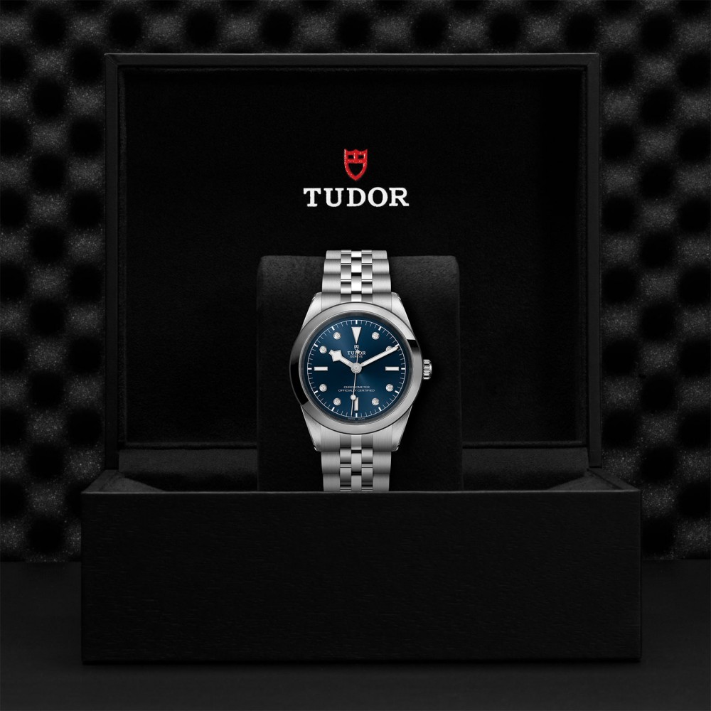 TUDOR Black Bay 31/36/39/41 Watch - M79680-0005 at Kerns Fine Jewelry