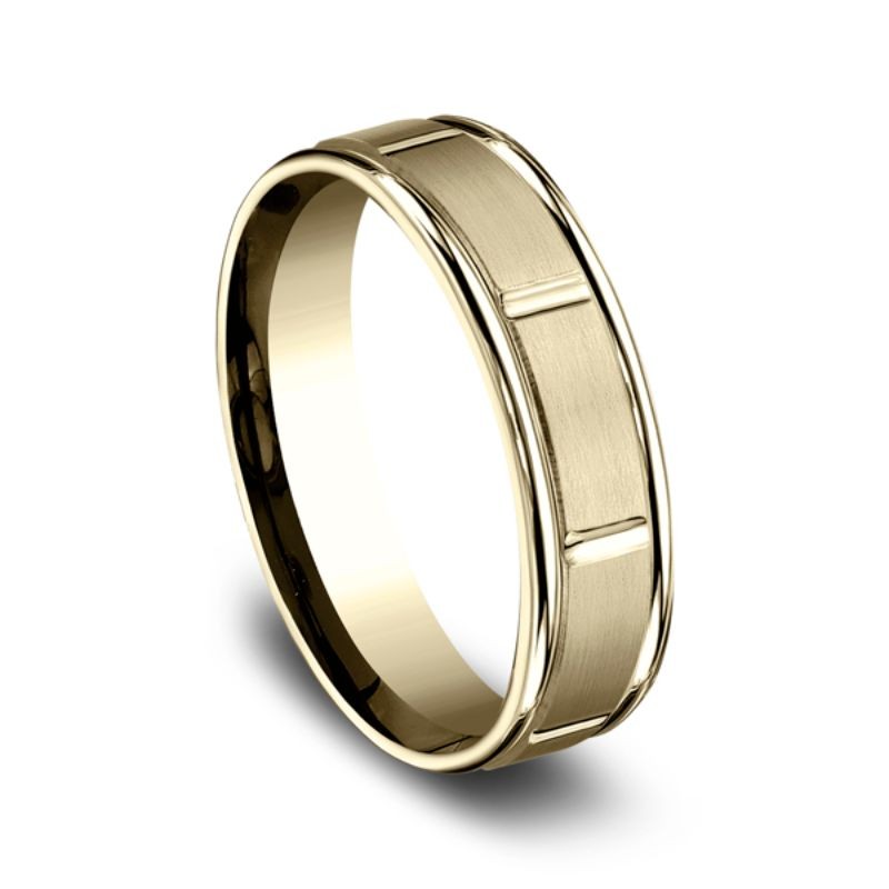 Comfort-Fit Design Wedding Ring