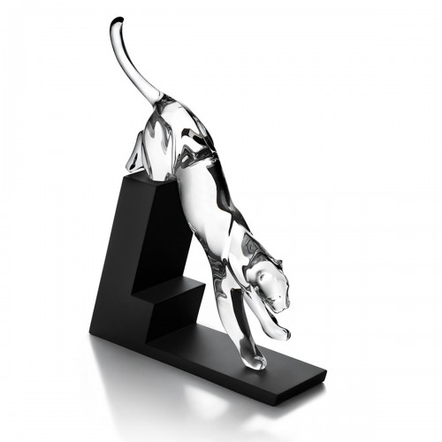 Baccarat Panther The Leap