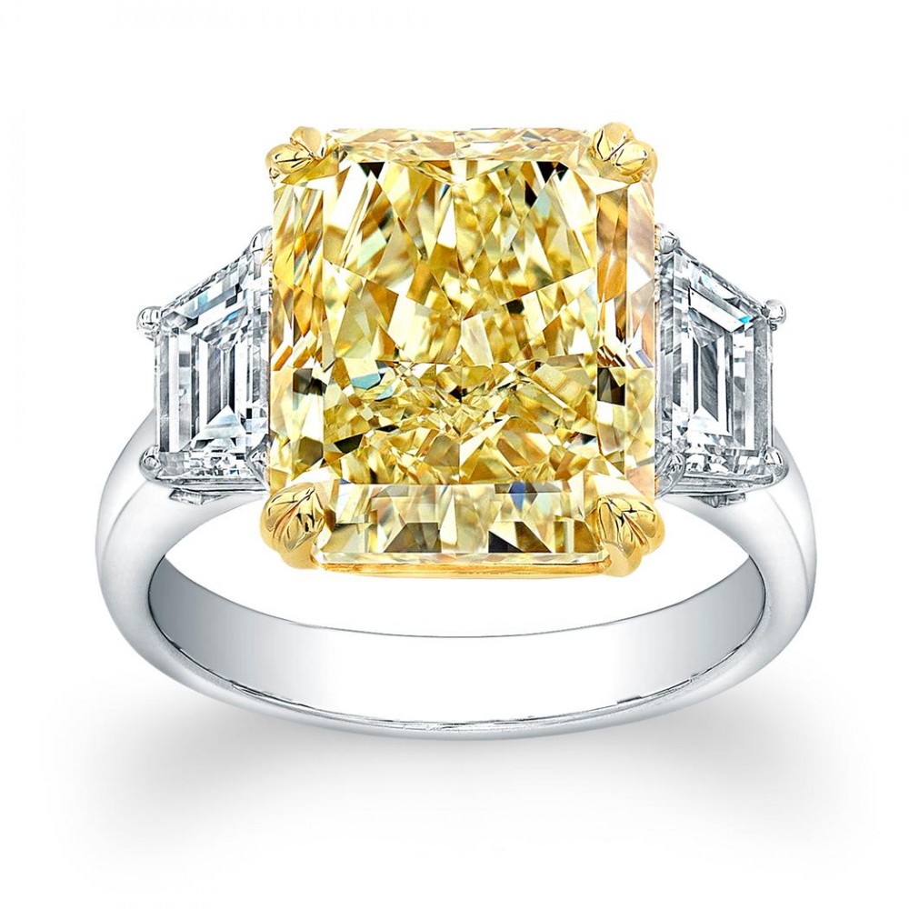 18K Fancy Yellow Diamond Ring