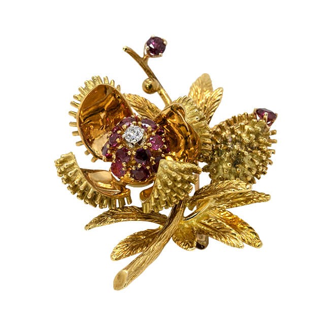 https://www.kernjewelers.com/upload/product/230-106-Estate-Ruby-Diamond-Flower-Brooch_open.jpg