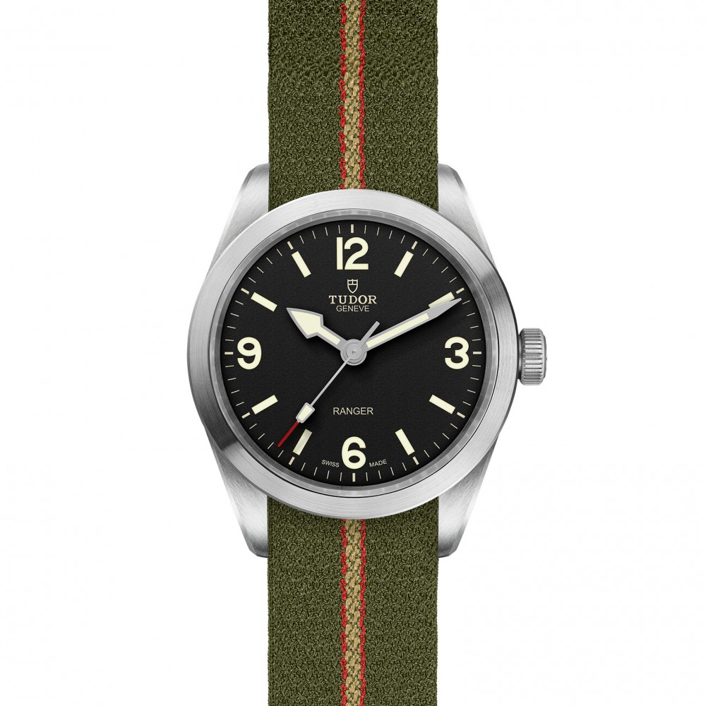 Ranger 39mm steel case Green red and beige fabric strap