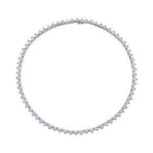 18K Heart Shape Diamond Necklace
