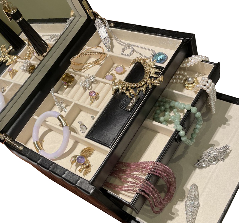 Surprising Finds in Kerns Fine Jewelry’s Estate Collection