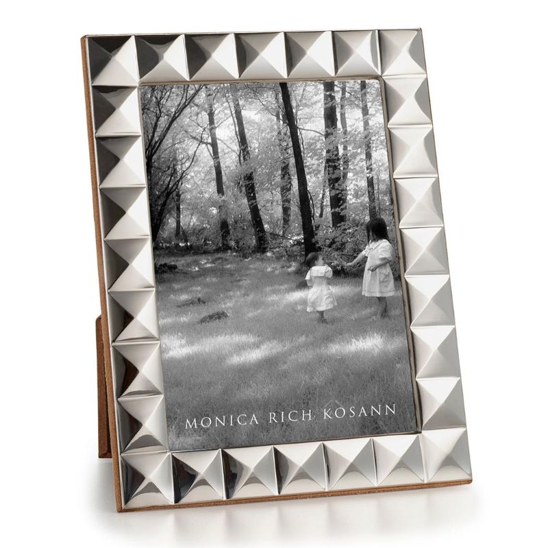 5x7 Brass Pyramid Frame