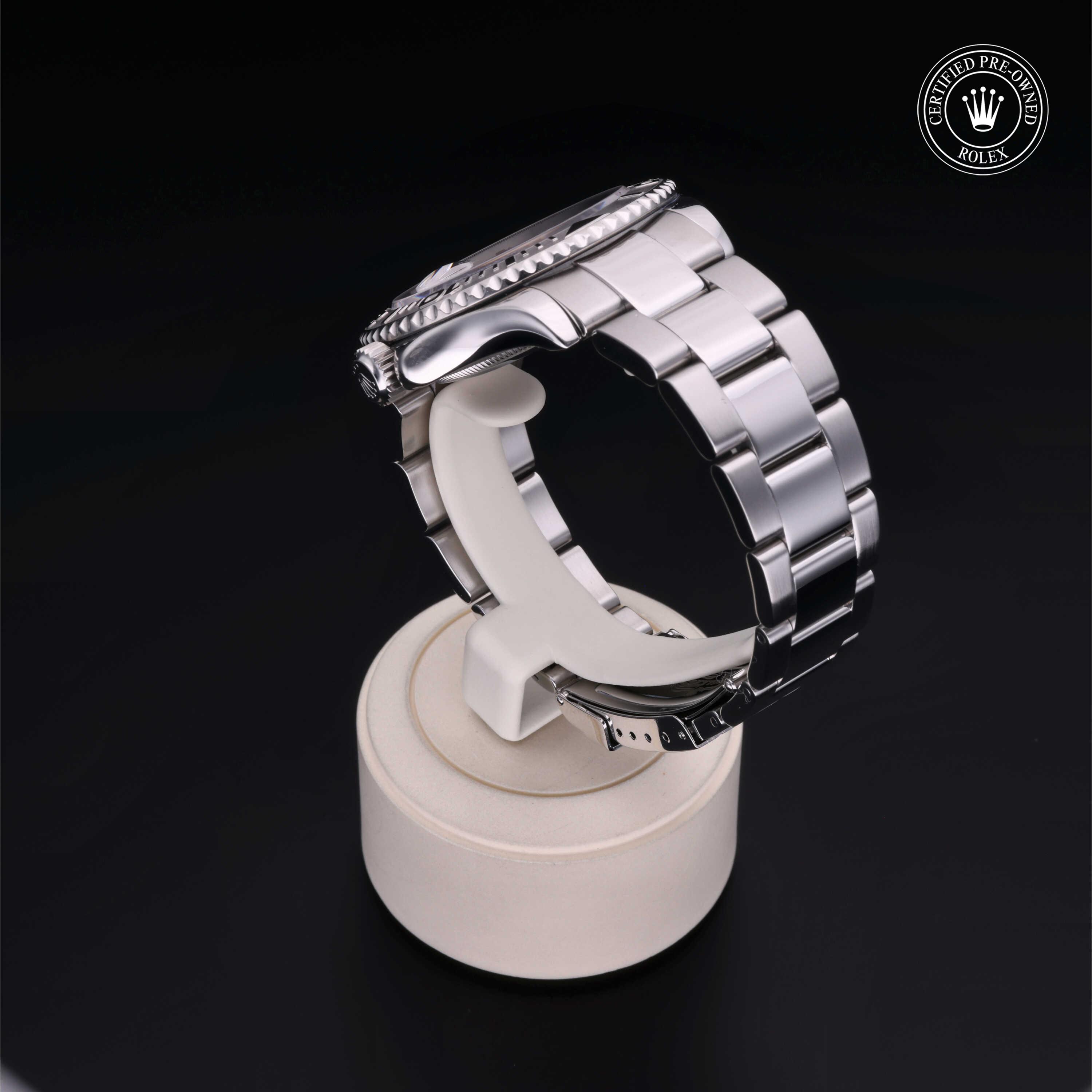 Oyster Perpetual Yacht-Master 40