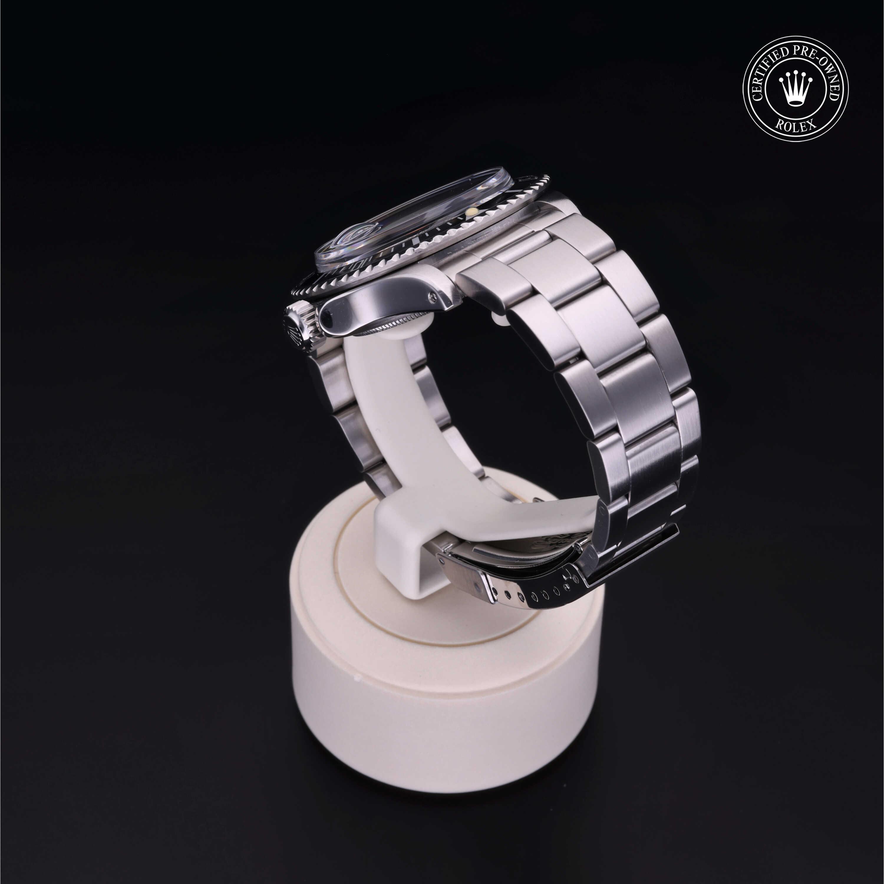 Oyster Perpetual Submariner Date