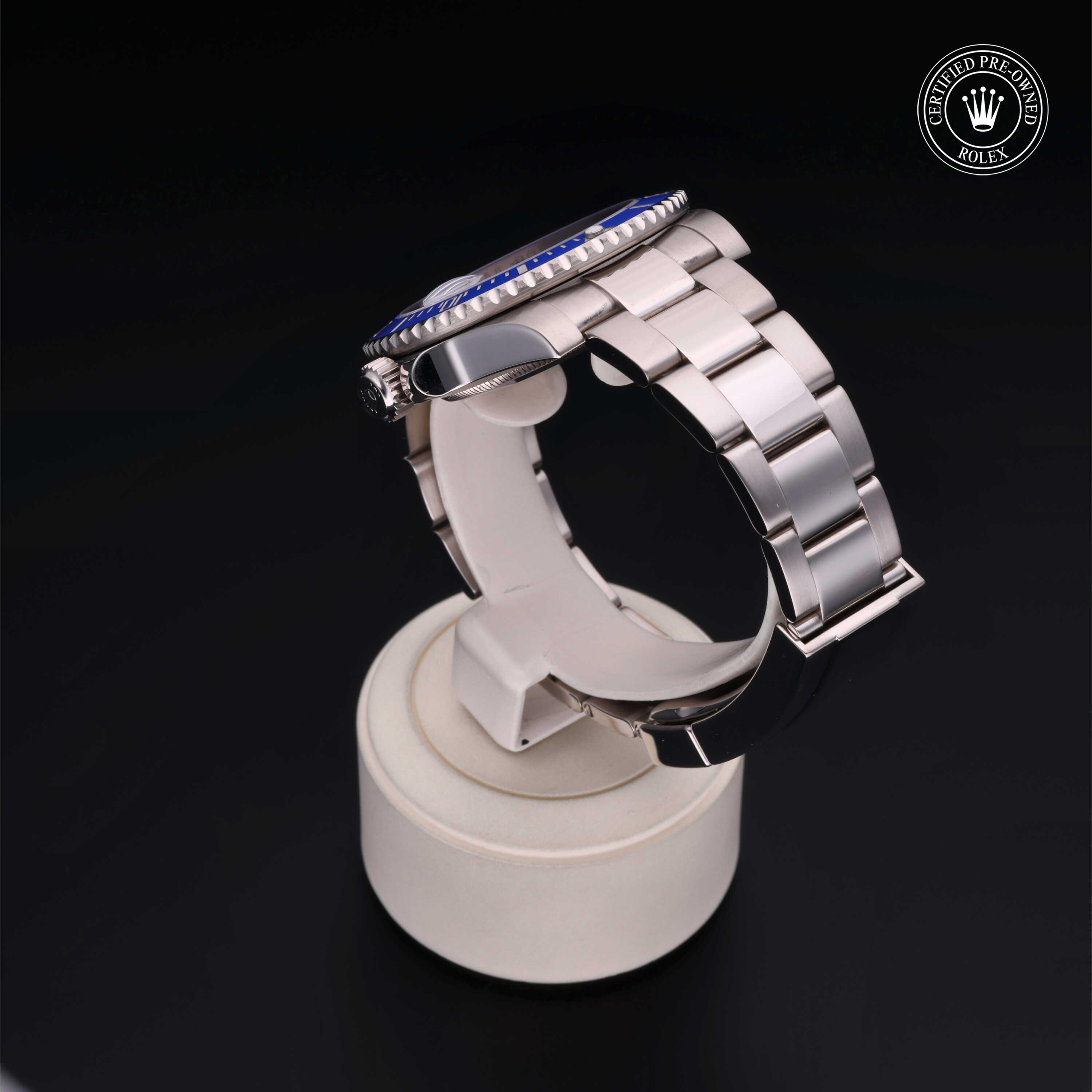 Oyster Perpetual Submariner Date