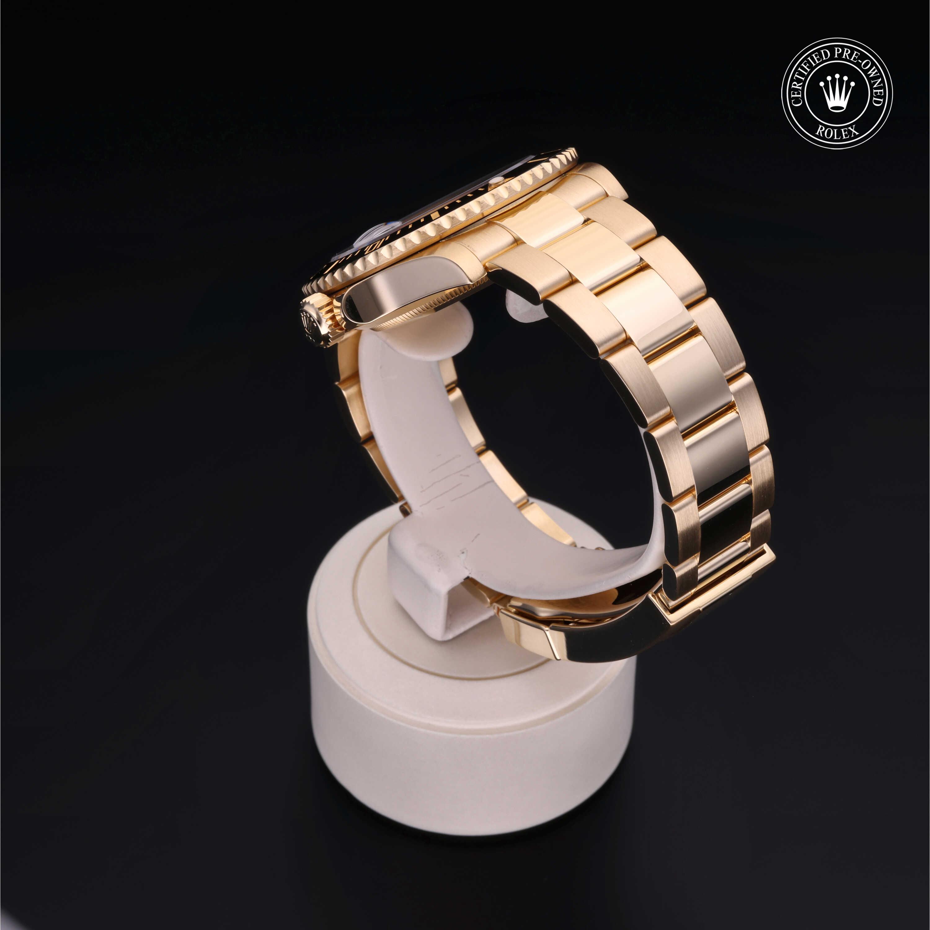 Oyster Perpetual Submariner Date