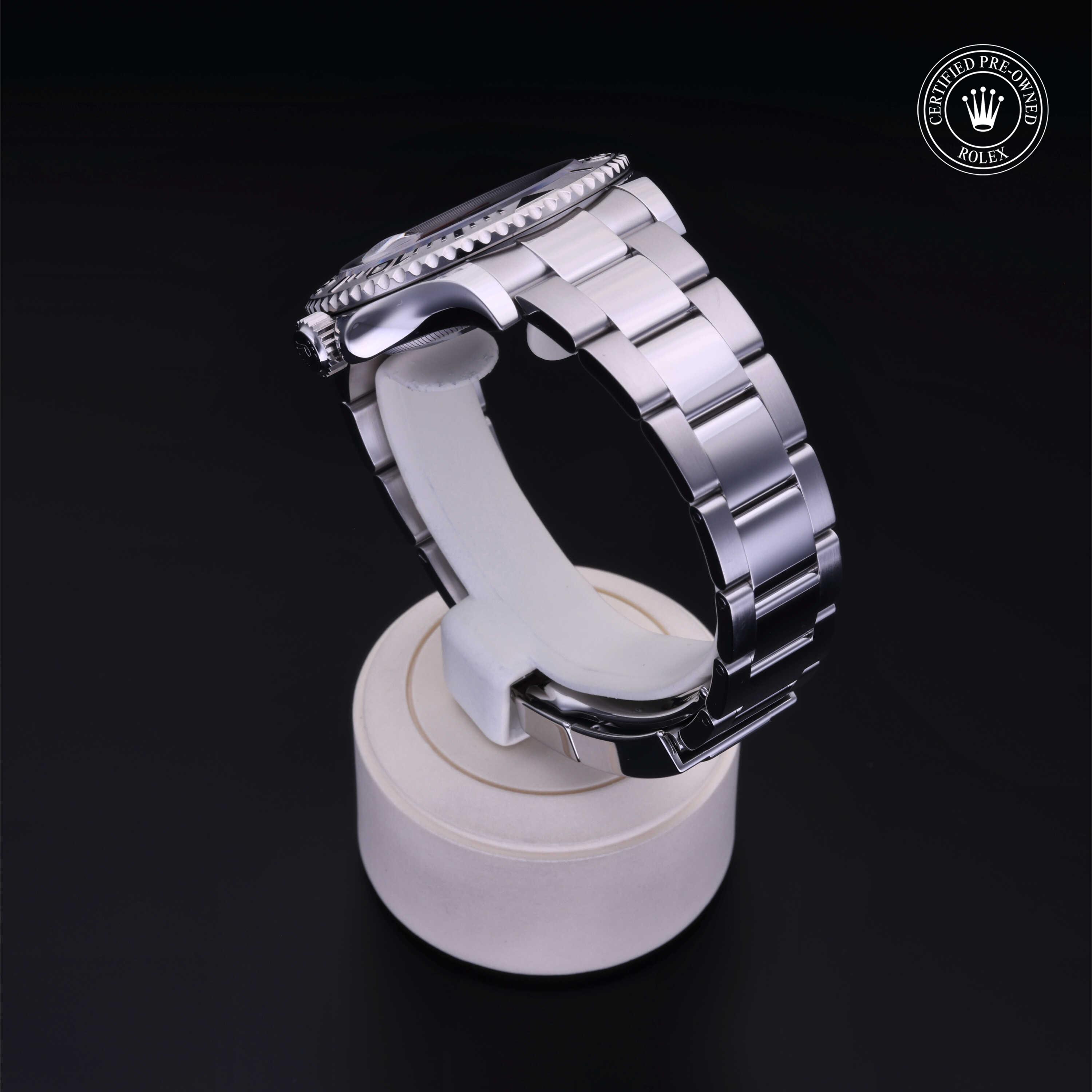 Oyster Perpetual Yacht-Master 40