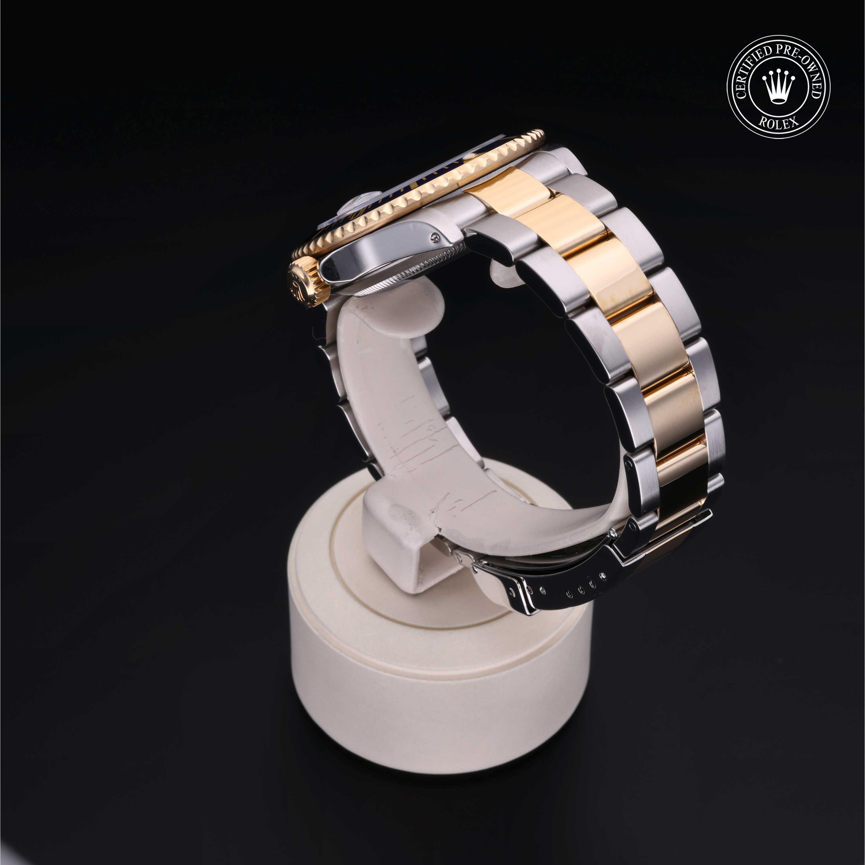 Oyster Perpetual Submariner Date