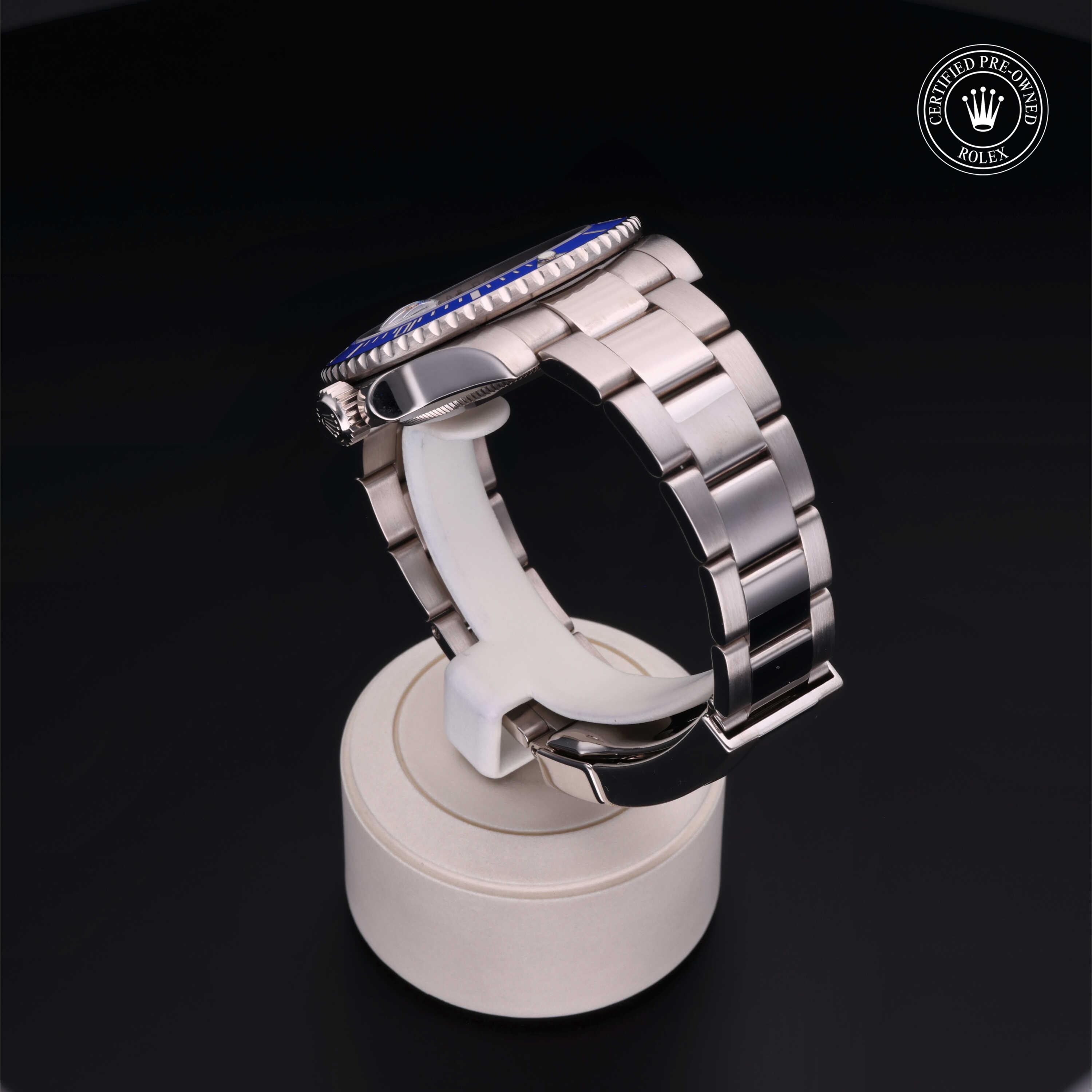 Oyster Perpetual Submariner Date