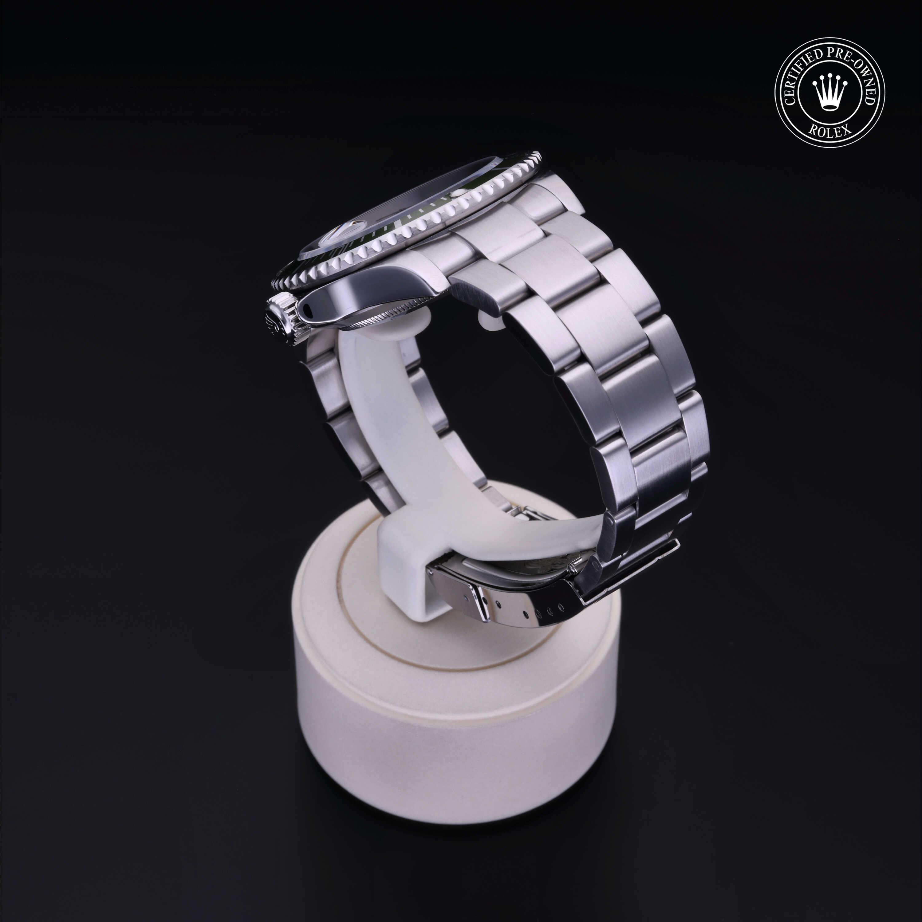 Oyster Perpetual Submariner Date