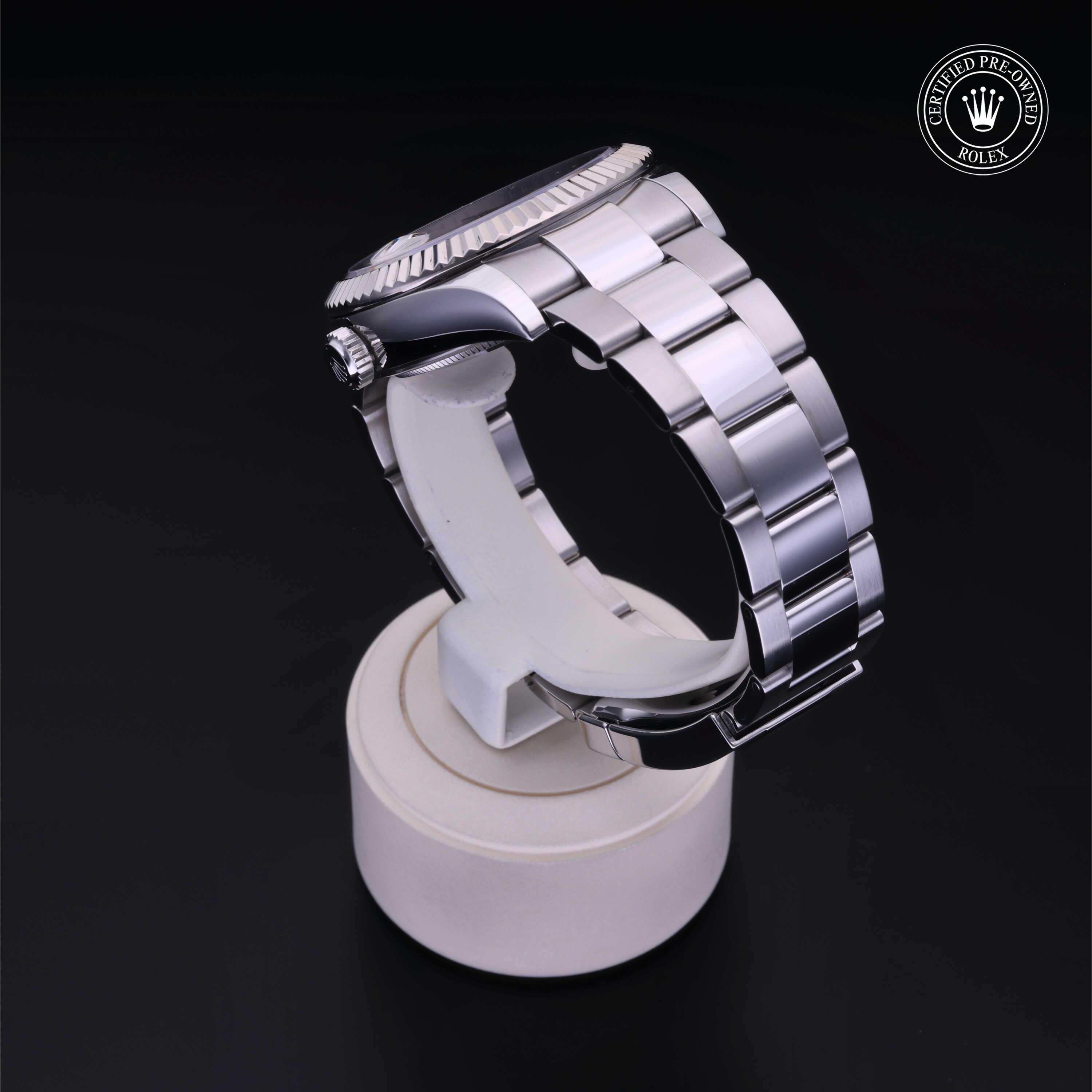 Oyster Perpetual Sky-Dweller