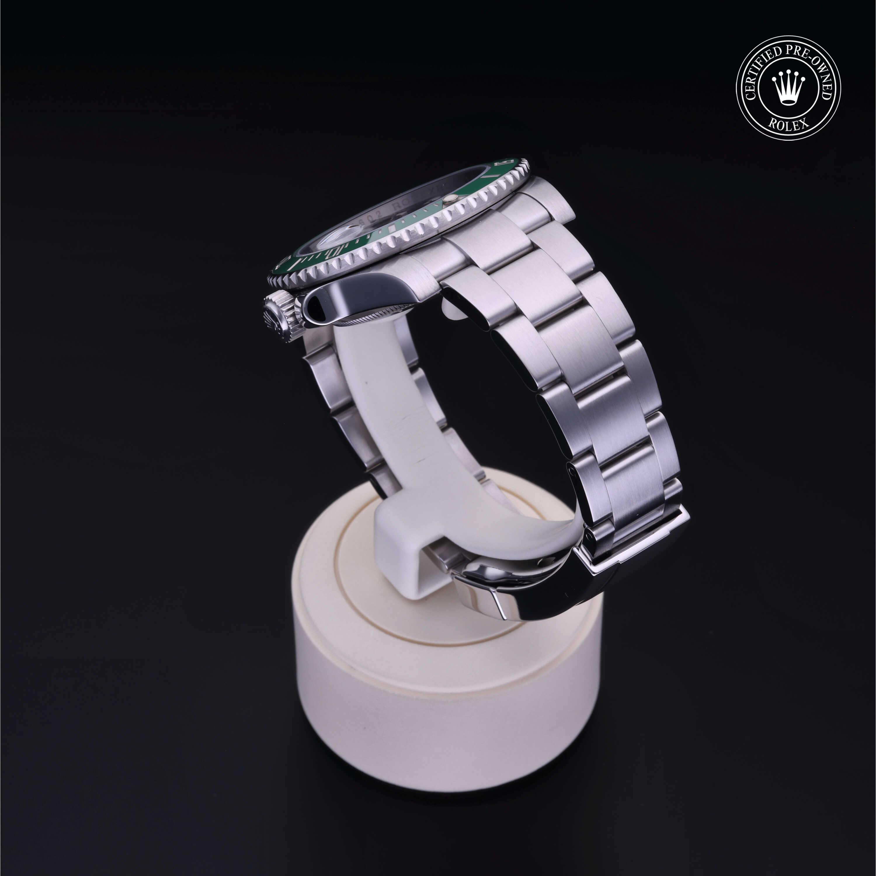 Oyster Perpetual Submariner Date