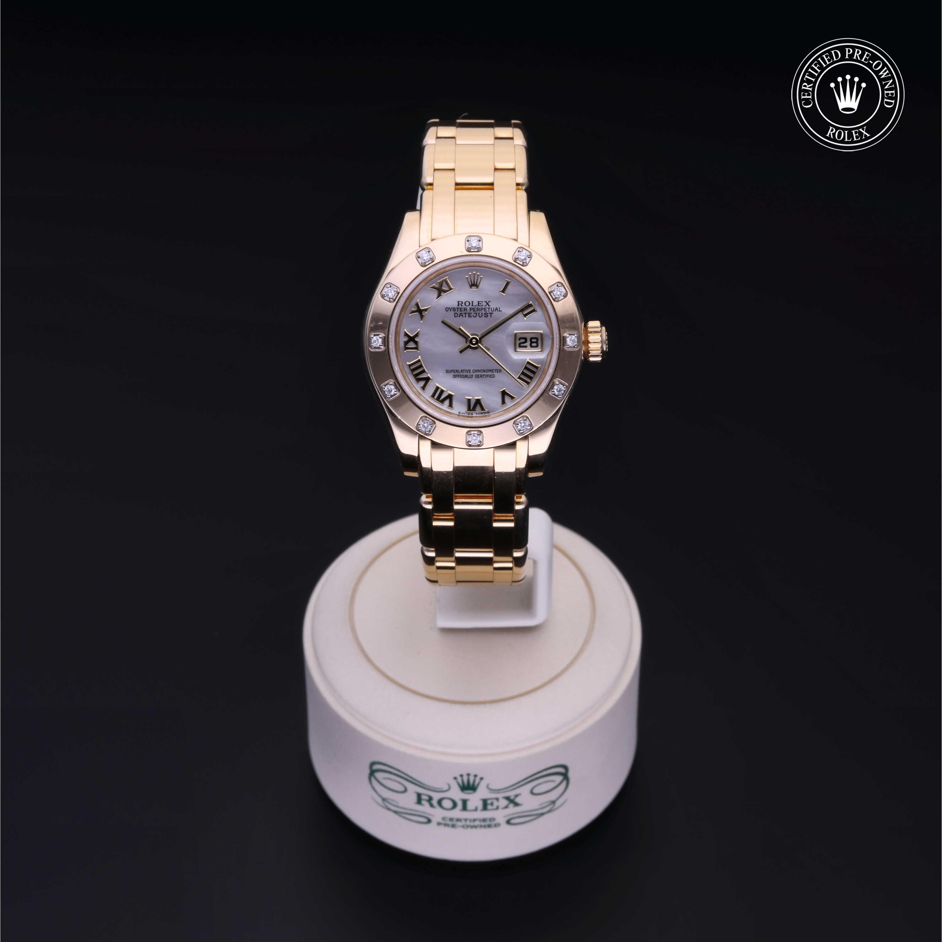 Oyster Perpetual Pearlmaster 29