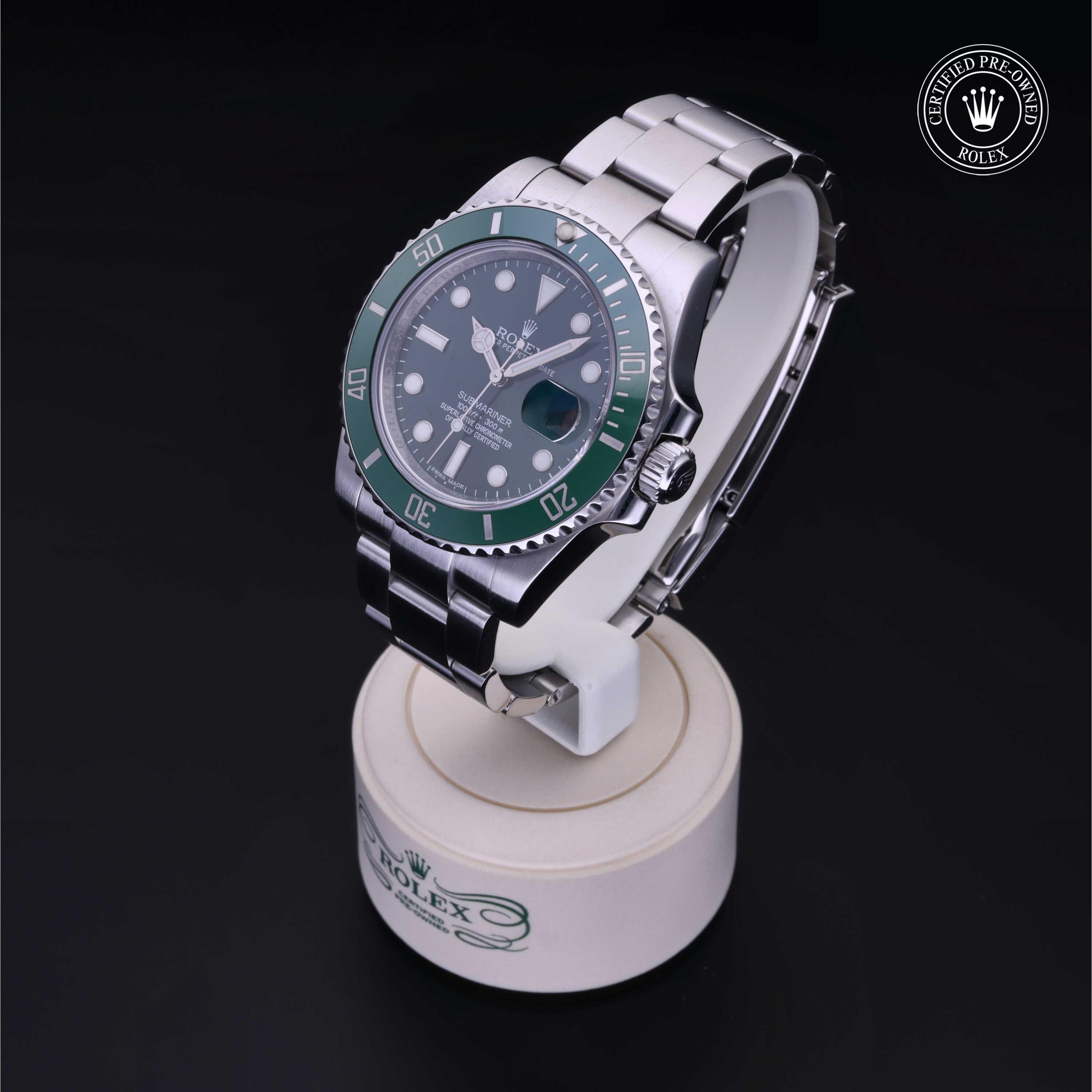 Oyster Perpetual Submariner Date