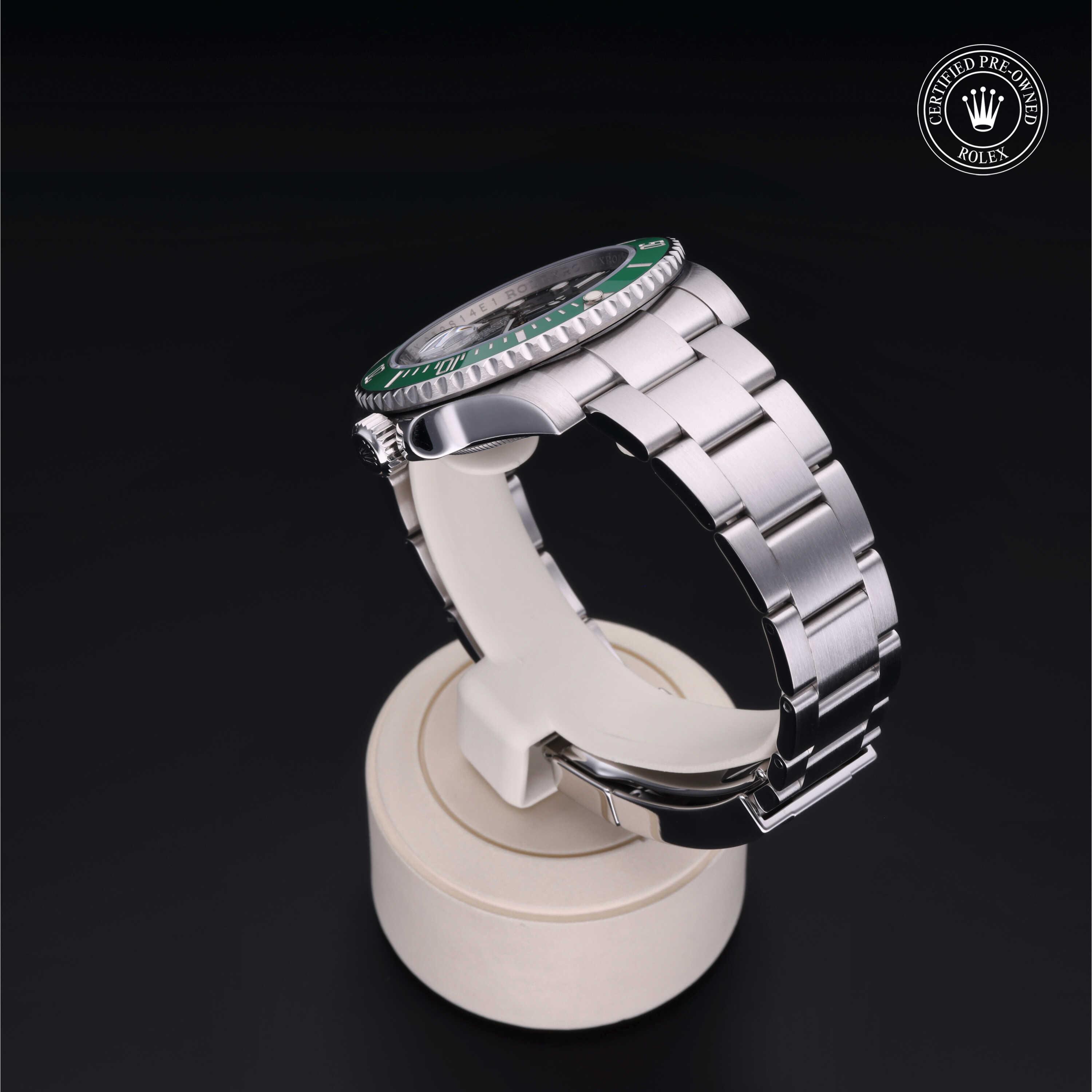 Oyster Perpetual Submariner Date