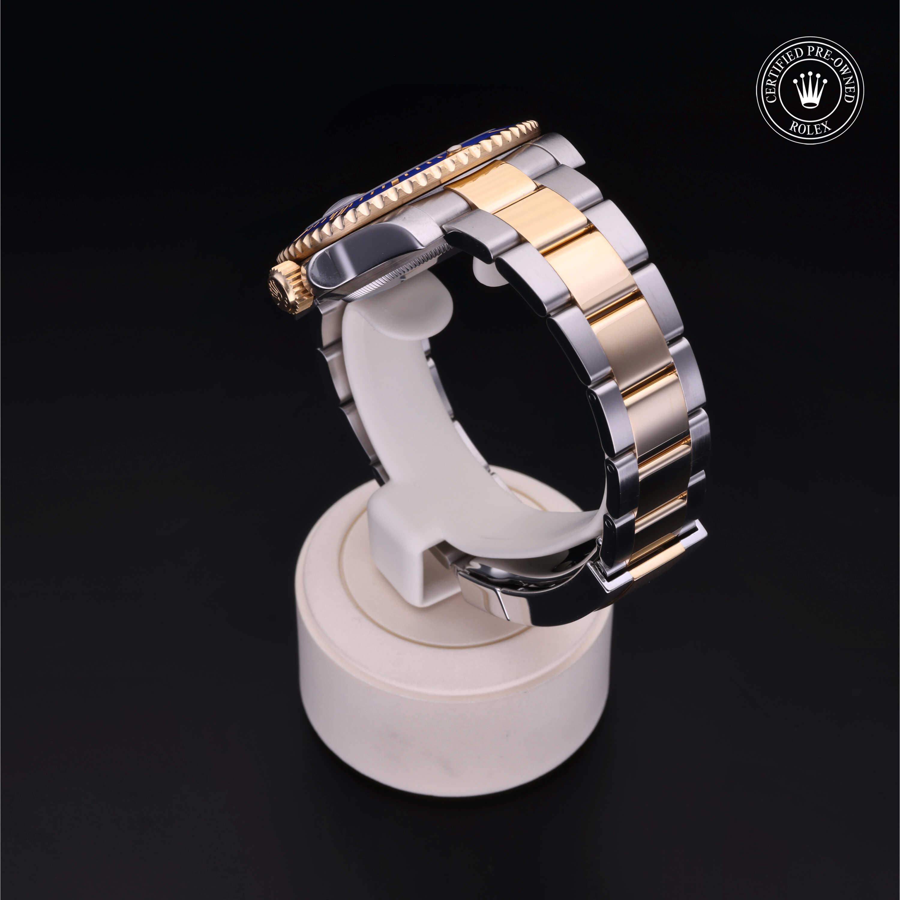 Oyster Perpetual Submariner Date