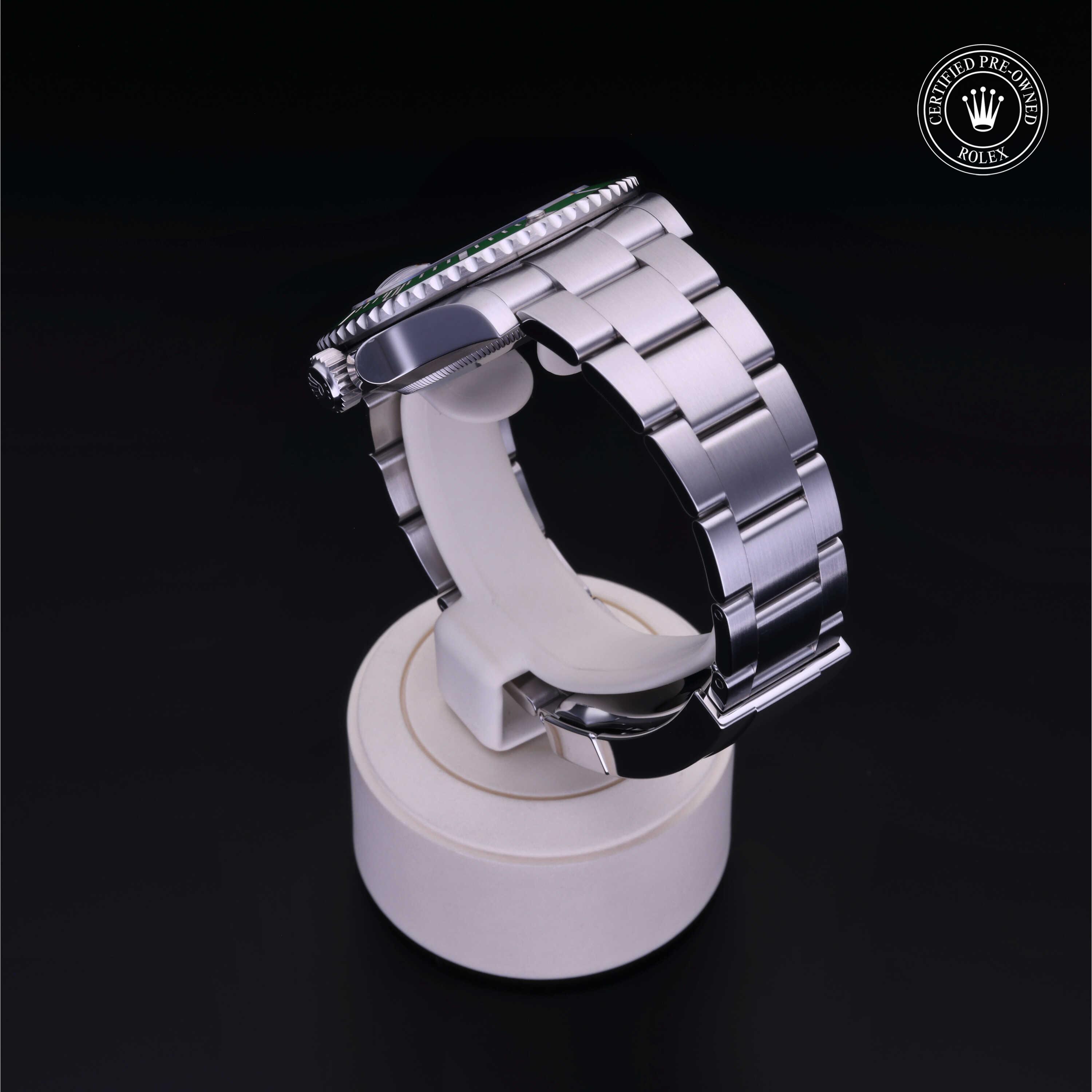 Oyster Perpetual Submariner Date