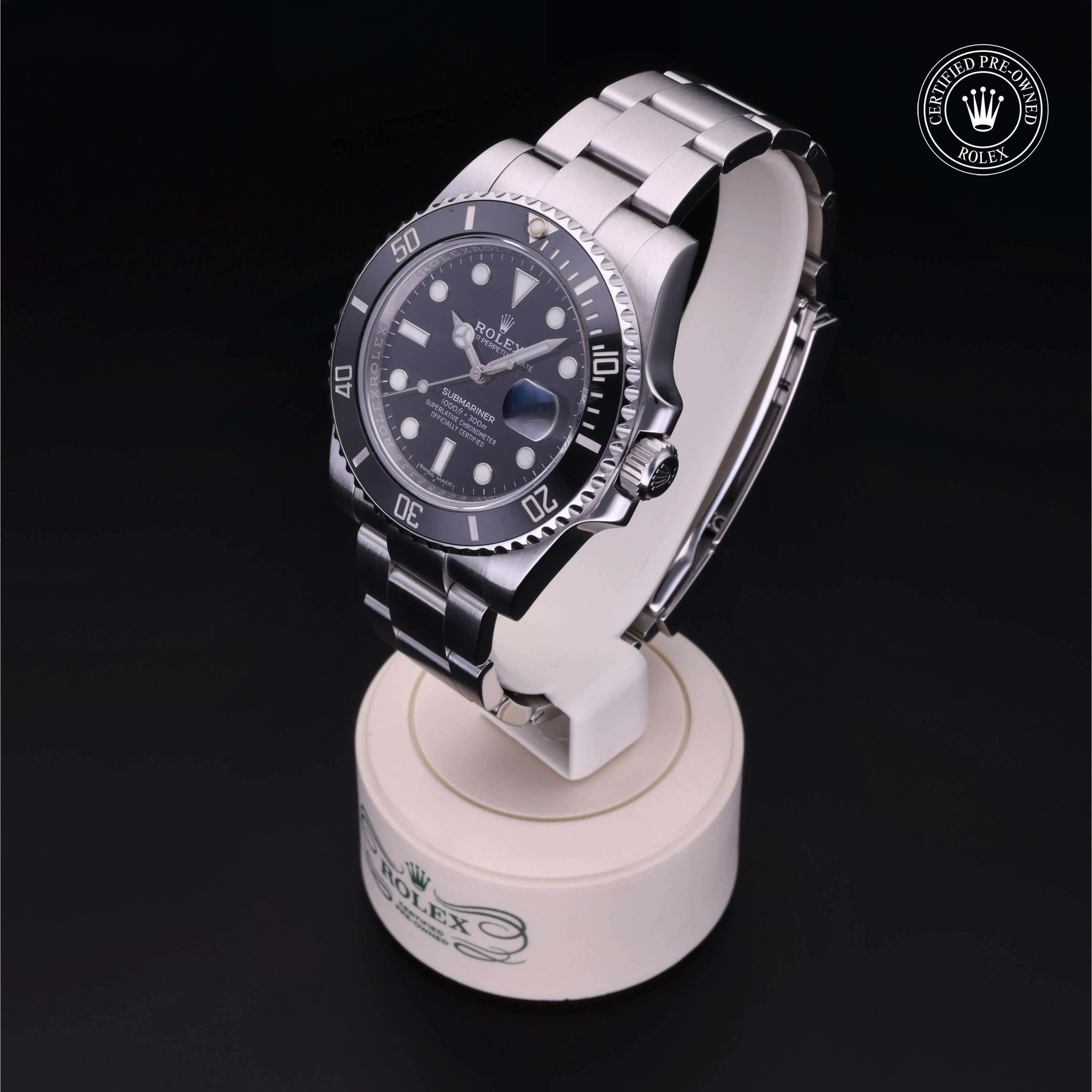 Oyster Perpetual Submariner Date alternate view 3
