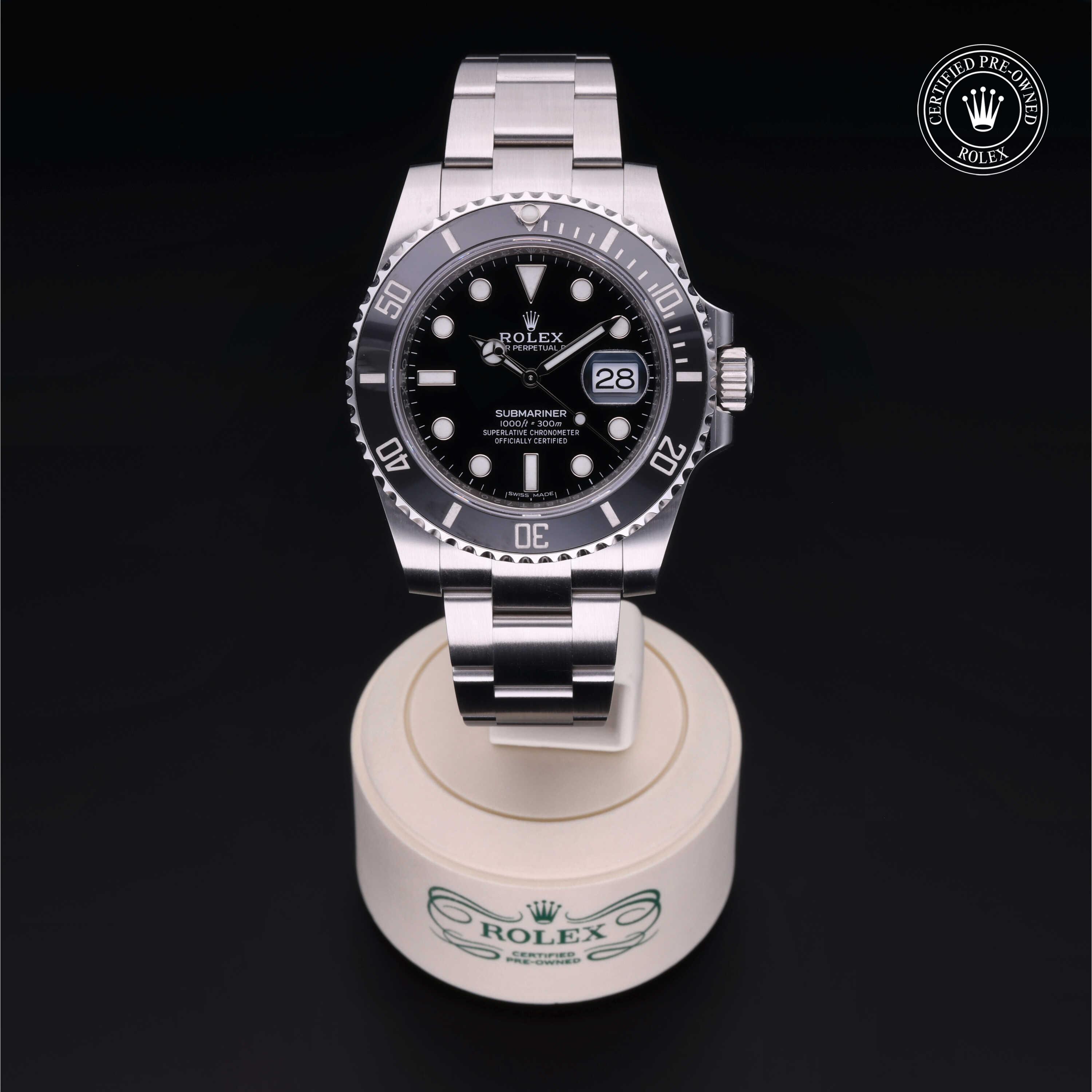 Oyster Perpetual Submariner Date alternate view 2