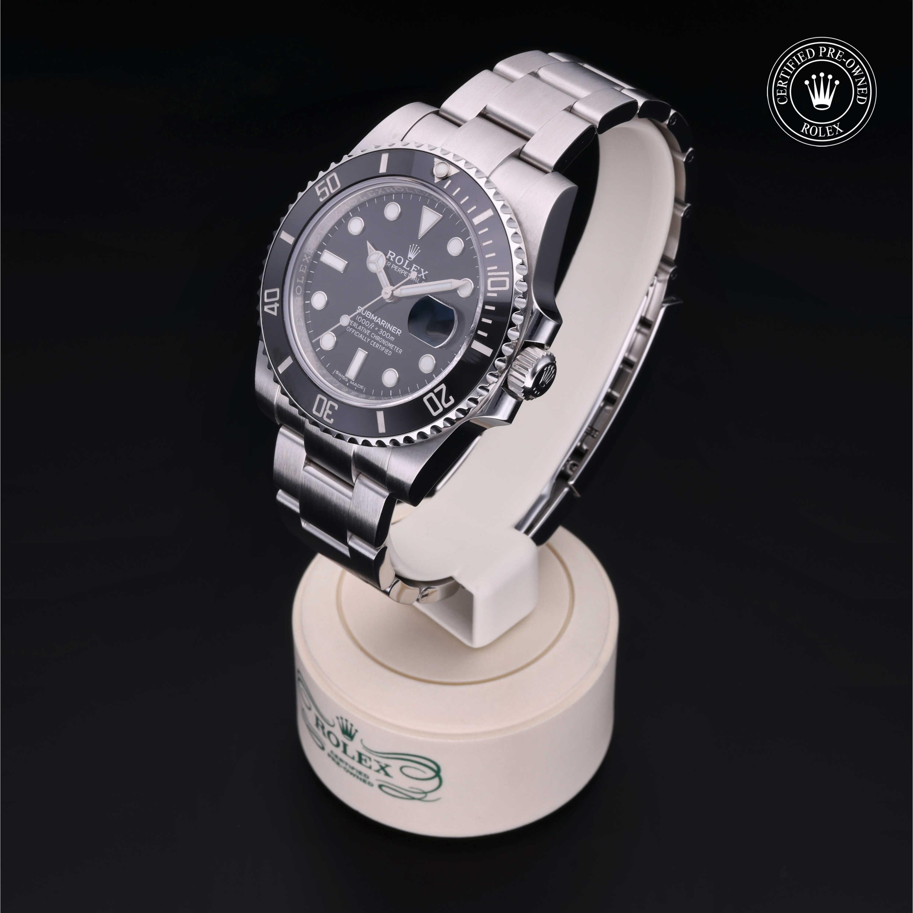 Oyster Perpetual Submariner Date alternate view 3
