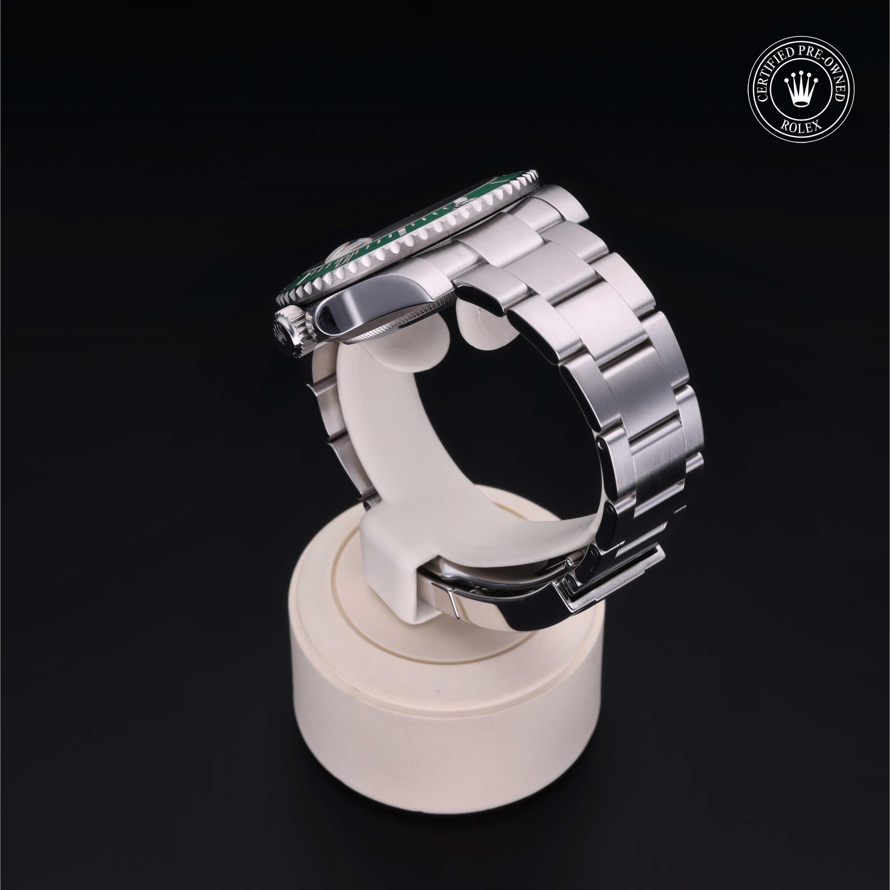 Oyster Perpetual Submariner Date