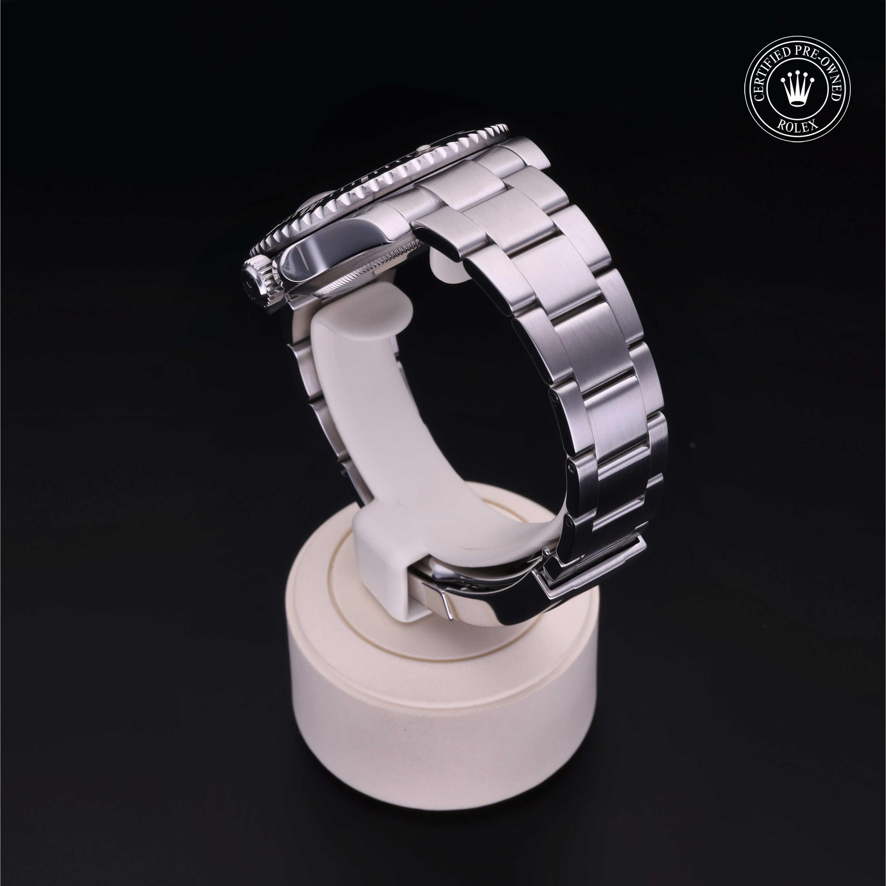 Oyster Perpetual Submariner Date