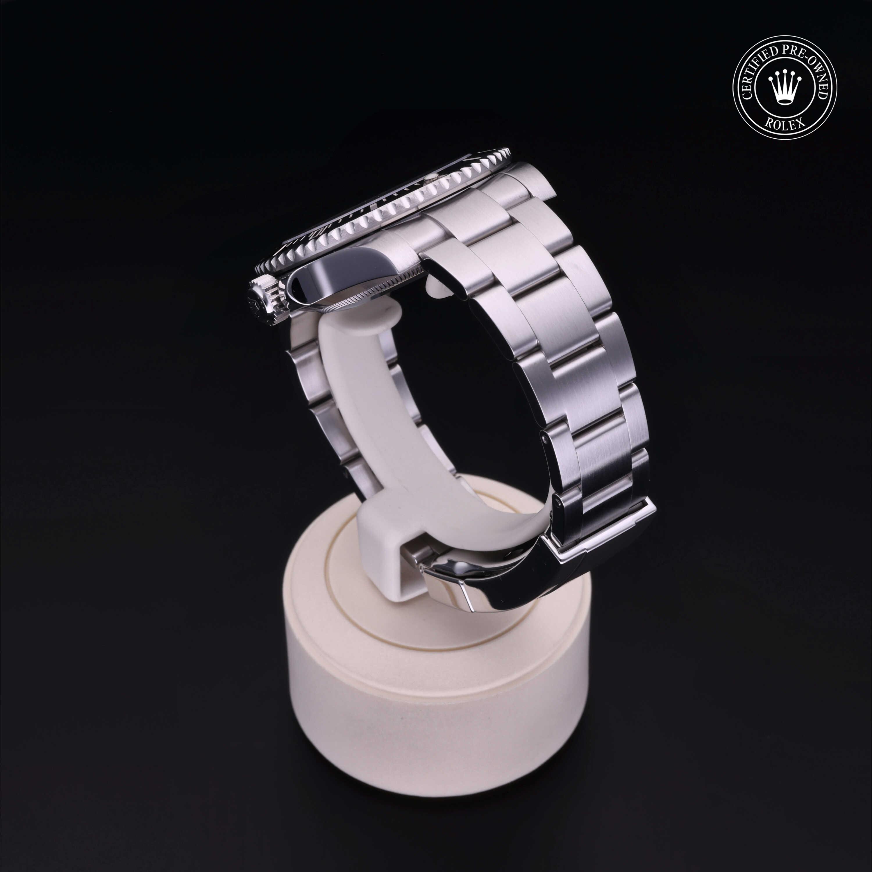 Oyster Perpetual Submariner